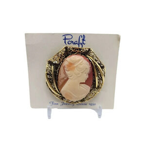 Pcraft Pink Acrylic Cameo Gold Tone Large Brooch NOS Vintage